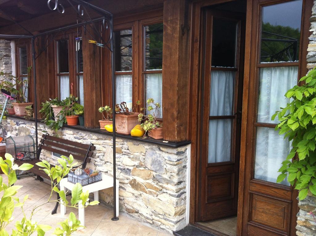 Bed & Breakfast Ca' Di Vissai Arnasco Exterior photo
