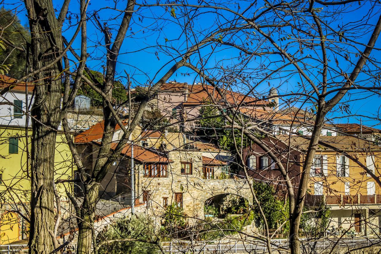 Bed & Breakfast Ca' Di Vissai Arnasco Exterior photo